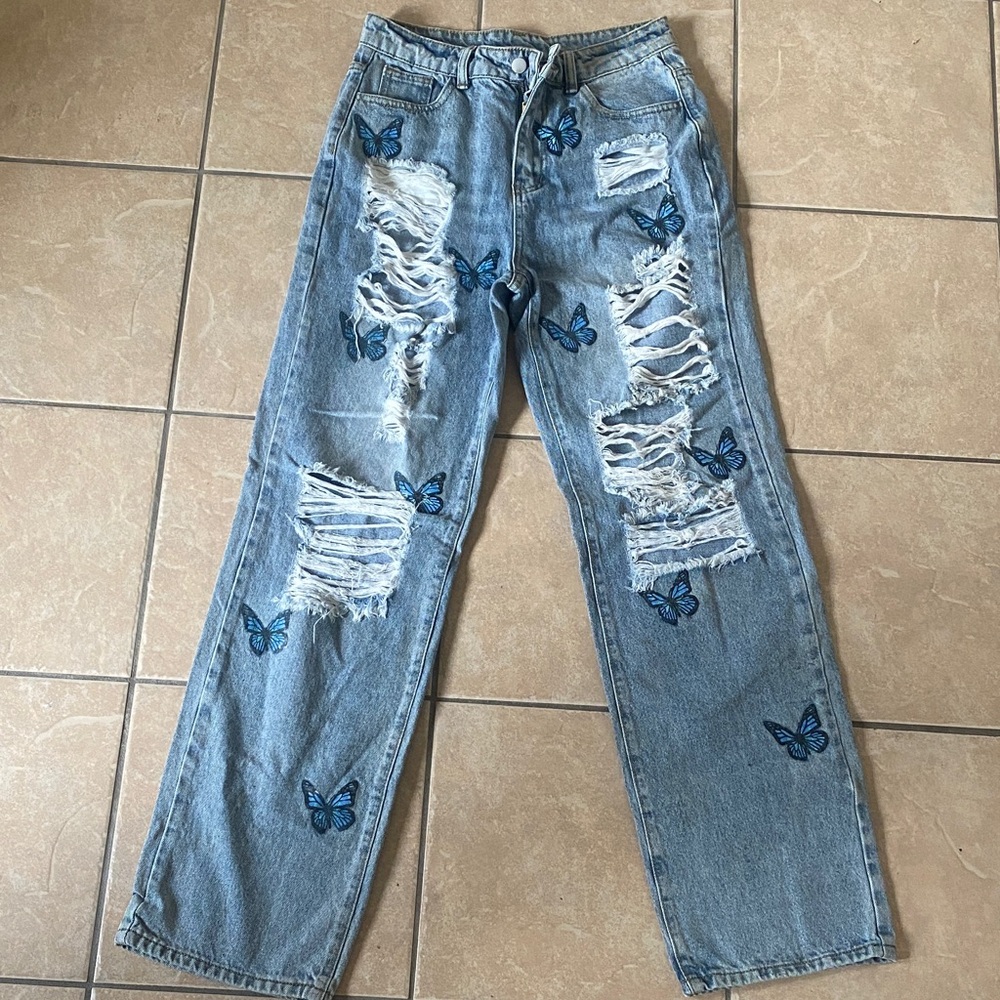 SHEIN Blue Straight Leg Jeans with Butterfly Embroidery